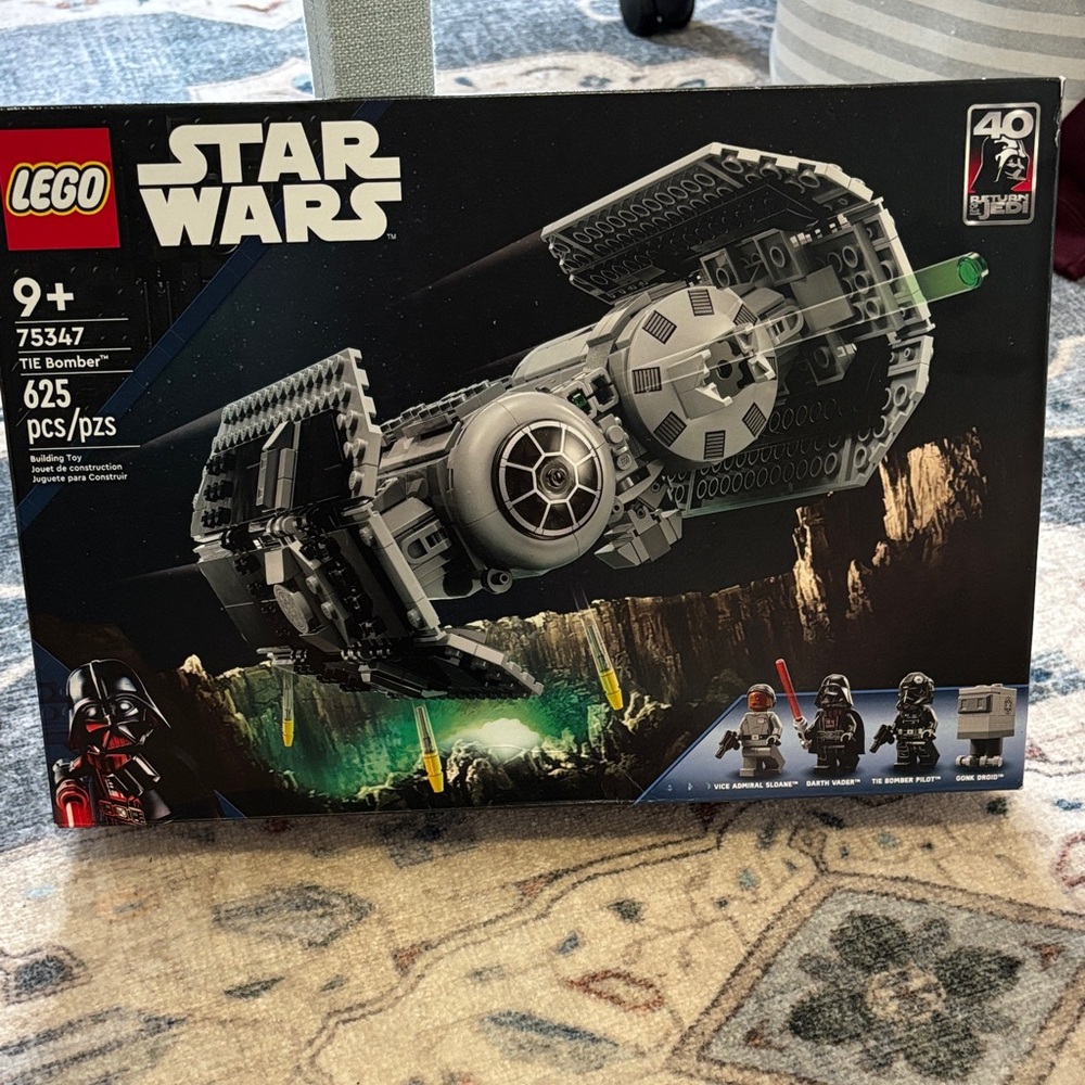 New! LEGO Star Wars TIE Bomber with minifigures.